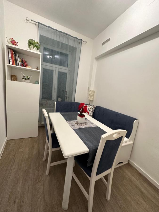 Cosy & Quiet In 17Th District Apartment Vienna Luaran gambar